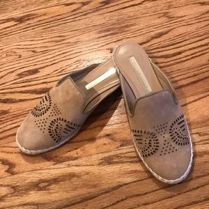 Audrey Brooke Slip On Flats | 6 1/2 M